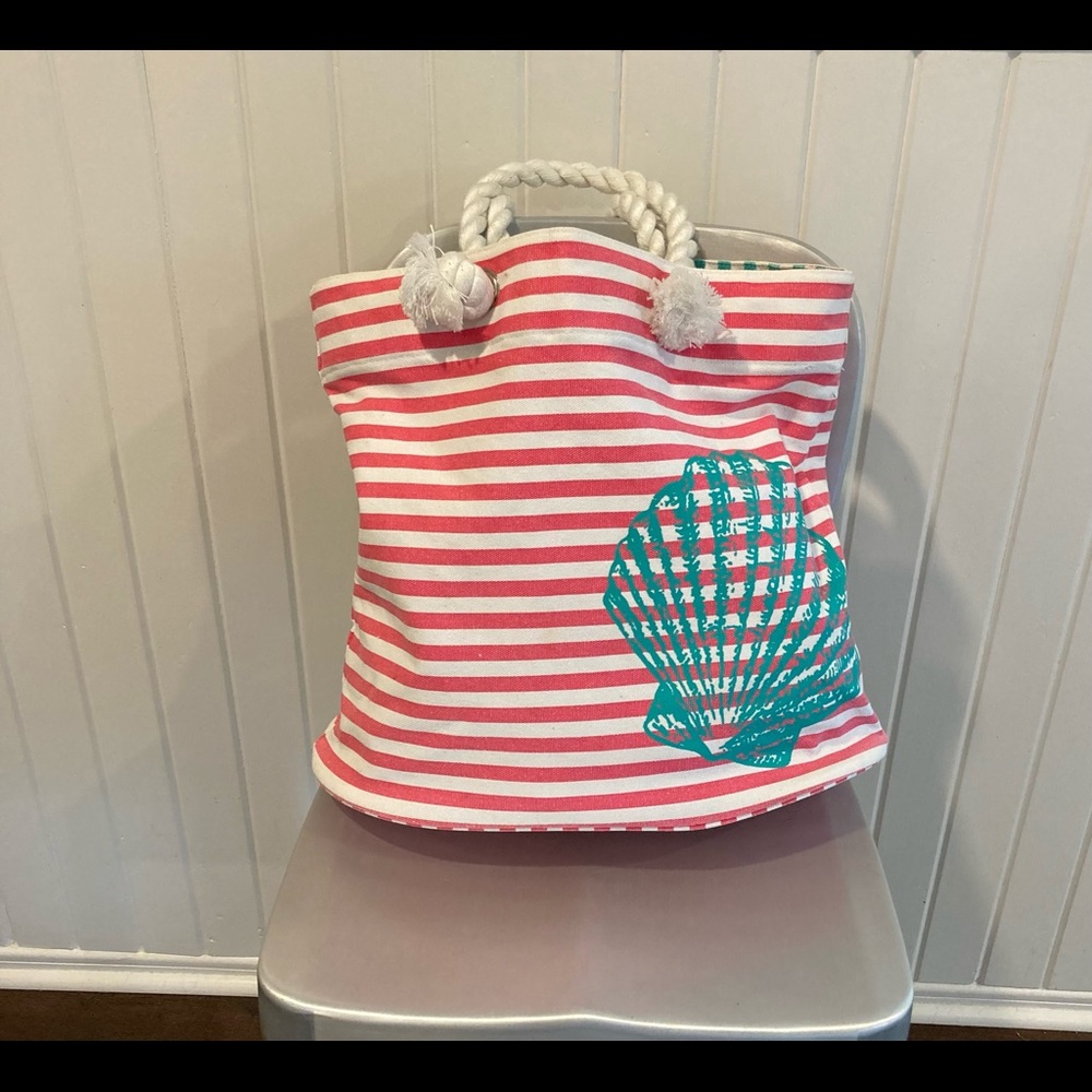Canvas beach tote